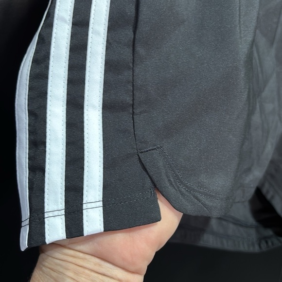 Adidas Pacer Athletic Shorts,elastic waist,drawcord,water absorbent,feel dry - Picture 2 of 10